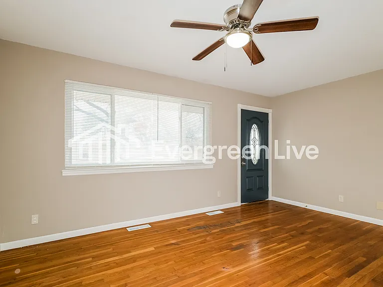 1436 Oliveto Ln — Photo 3