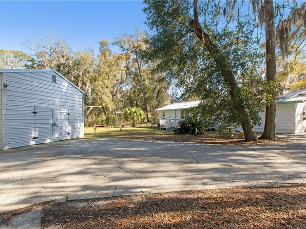 219 Gunter St, Saint Marys, GA 31558