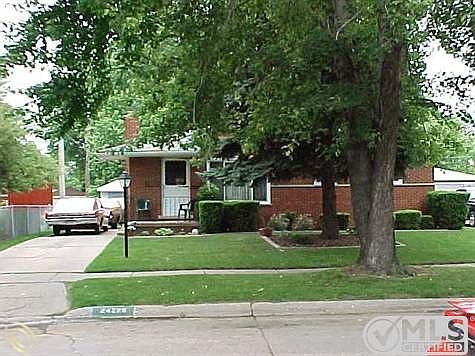 24225 Cottage Lane.jpeg