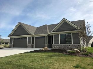 2250 Centurion Ct NE, Rochester, MN 55906