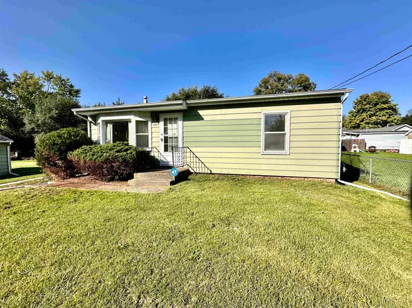 3126 Hazel St, Rockford, IL 61101