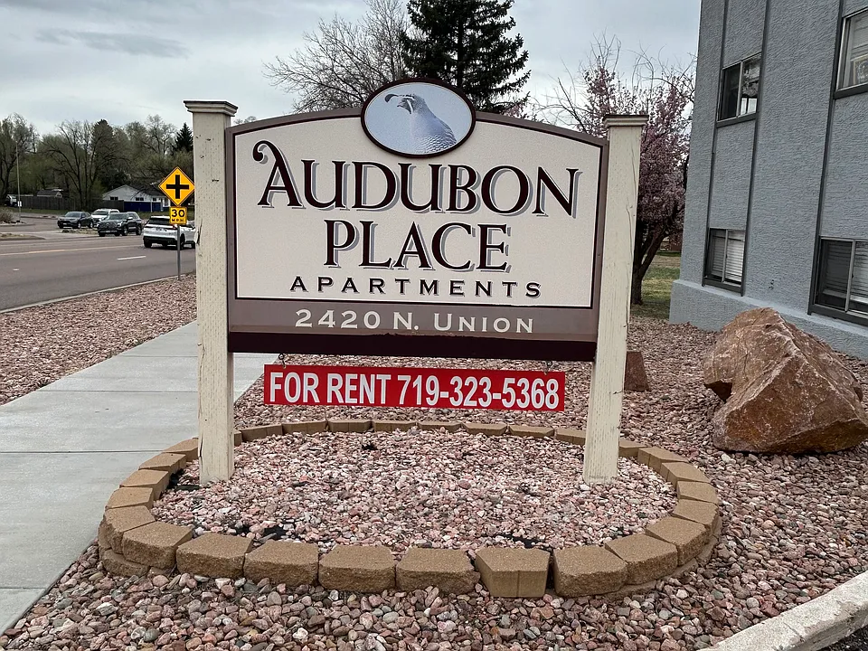 2420 N Union Blvd #4
