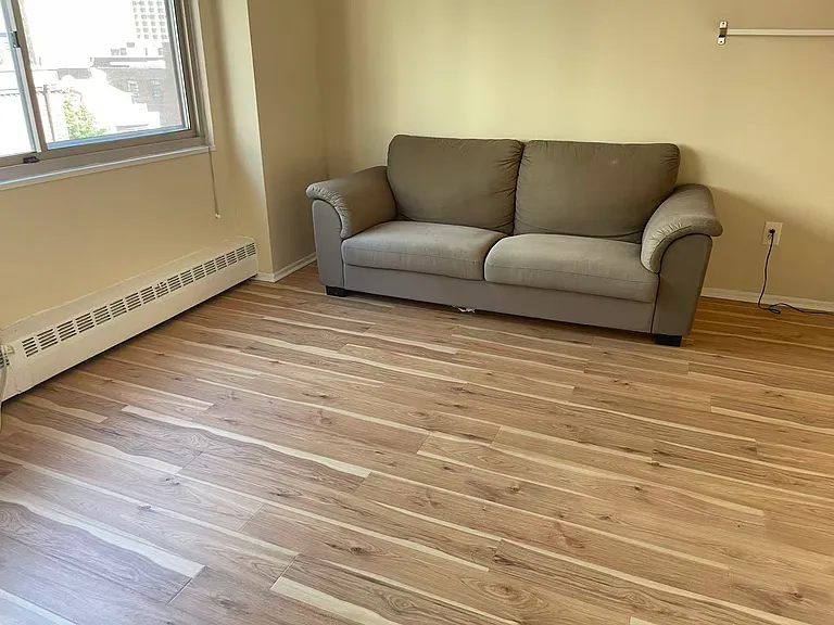 2101 Chestnut St — Photo 8