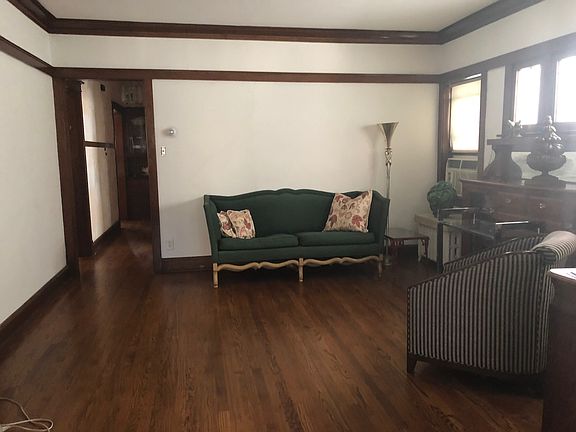 4th image of 3334 N Oakley Ave #2