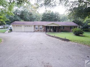 48 Ellen St, Hartwell, GA 30643