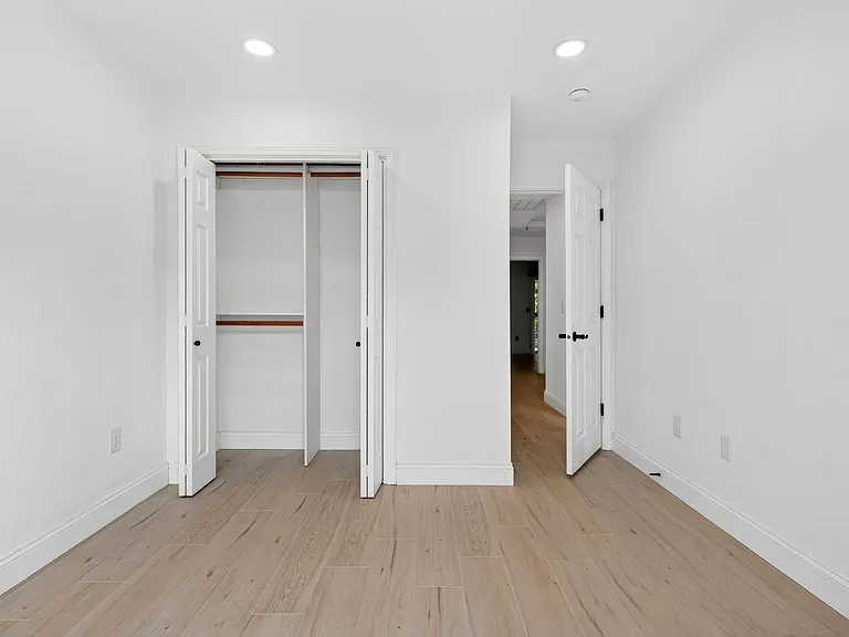 443 Harris Ln — Photo 20