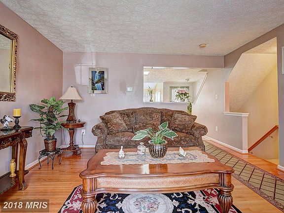 5th image of 1934 Laurel Oak Dr