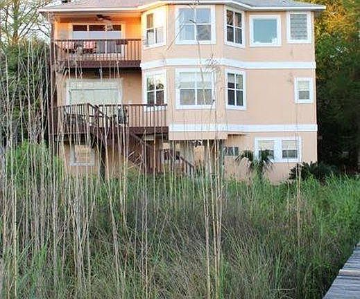 2nd image of 9 Cypress Pt W