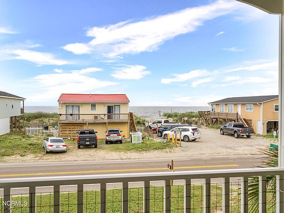 3rd image of 230 W Beach Drive