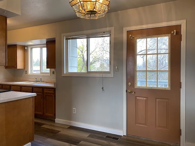451 Mulberry Dr — Photo 6