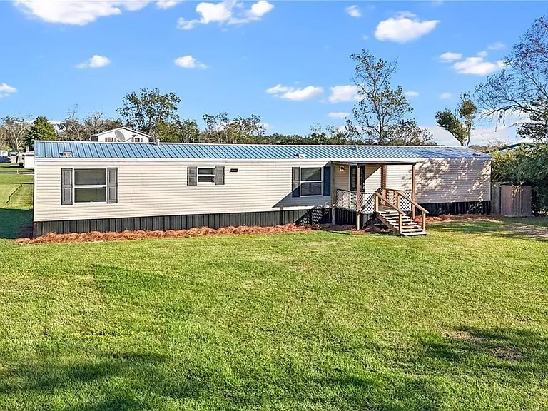16962 Lea Cir — Photo 3