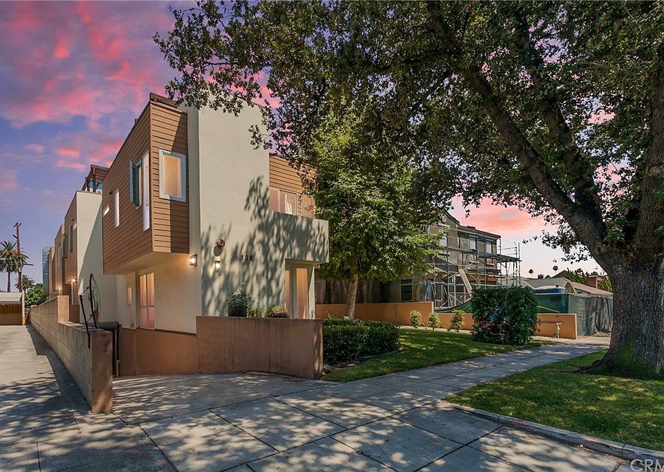 1st image of 128 N Allen Ave Unit 3