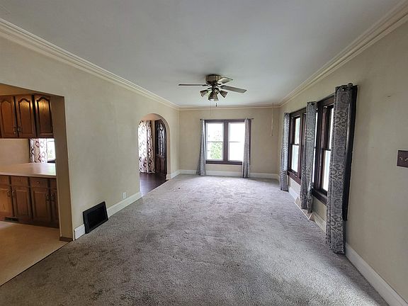 3rd image of 311 E Johnson St