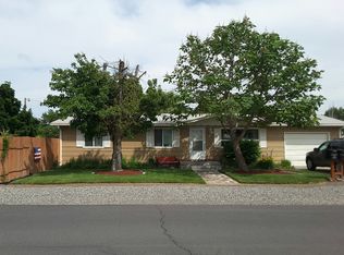 300 NE 1st St, Irrigon, OR 97844
