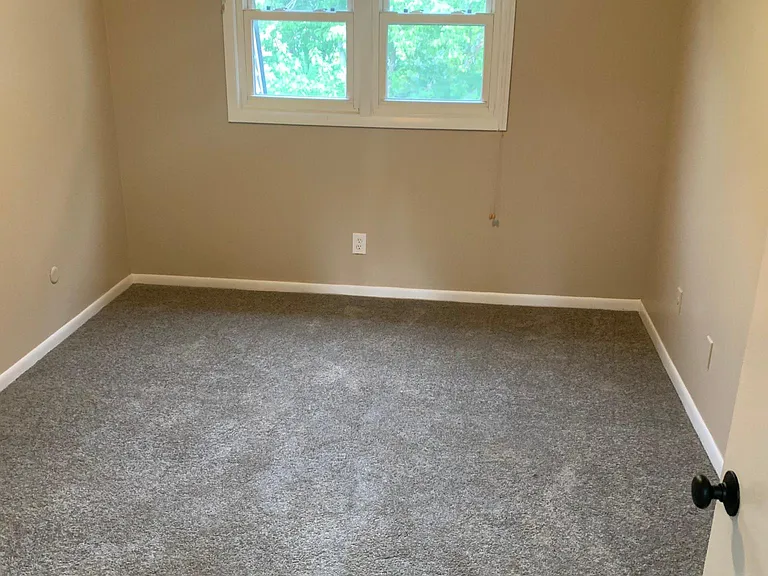 617 Wellington Dr — Photo 16
