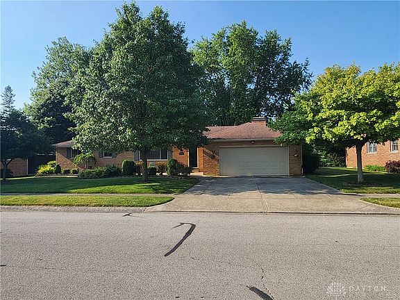 3rd image of 219 Villa Dr