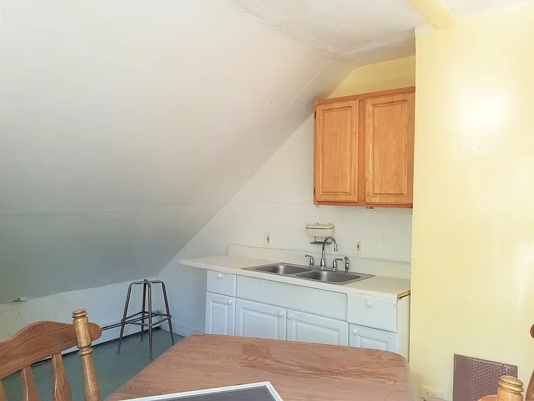 32-34 Salem St #3 — Photo 4