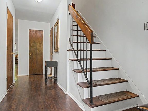 3rd image of 73 Letts Ct