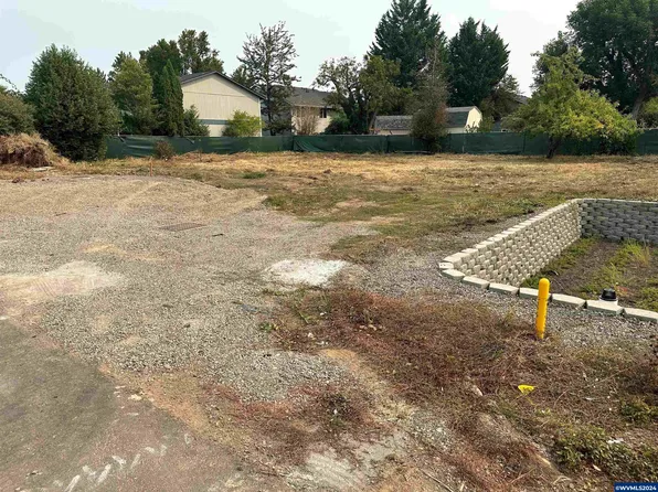 4826 & 4846 Elvira St N, Salem, OR 97303