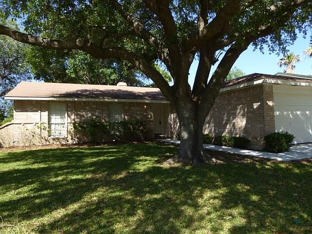1st image of 13718 Towne Way Dr