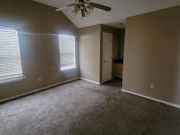 3rd image of 9280 Grove Manor Dr