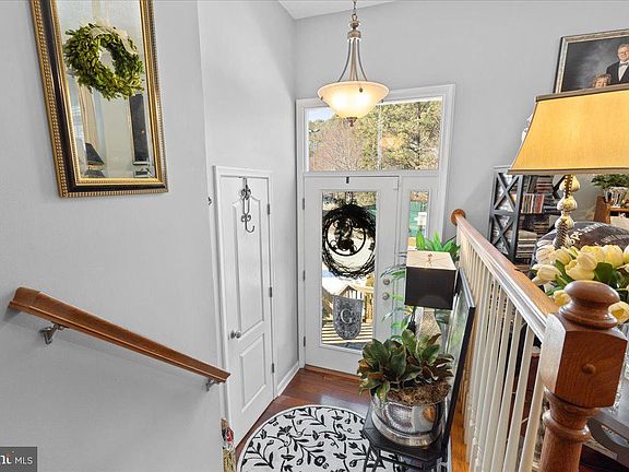 4th image of 48389 Surfside Dr