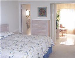 4th image of 2321 Ecuadorian Way APT 51