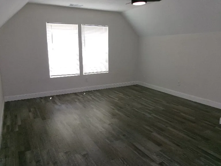 1408 W Main St — Photo 16