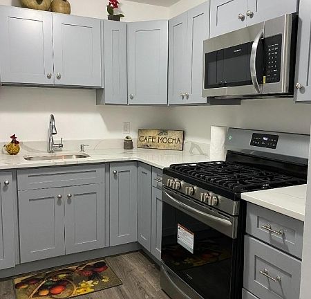 4th image of 192 Burnett Ave #C0010-10