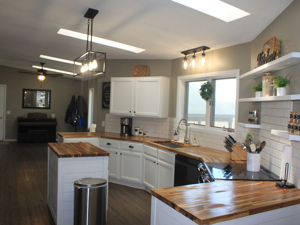 24990 Como Rd, Sterling, IL 61081 Zillow