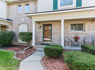 1973 Peerce Ct, Canton, MI 48187