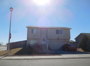 1130 E 25th St, Greeley, CO 80631