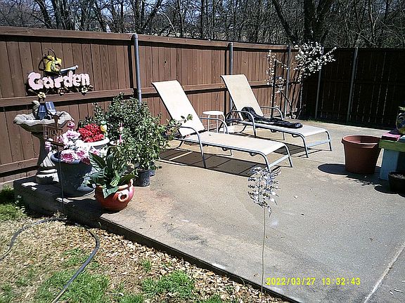 5th image of 433 Niagara Falls Dr