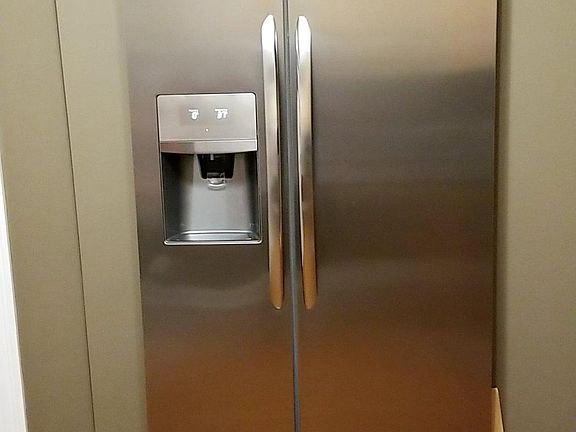 4th image of 3651 W Wabansia Ave #1