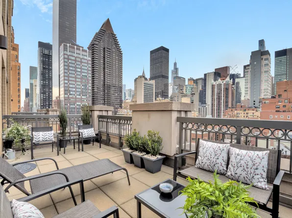 400 East 51st Street image 1 of 18