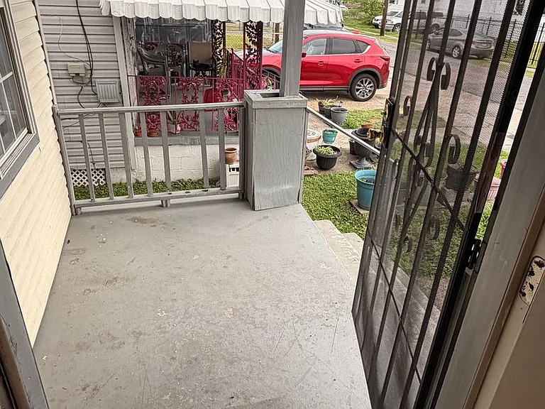 2114 Feliciana St #A — Photo 17
