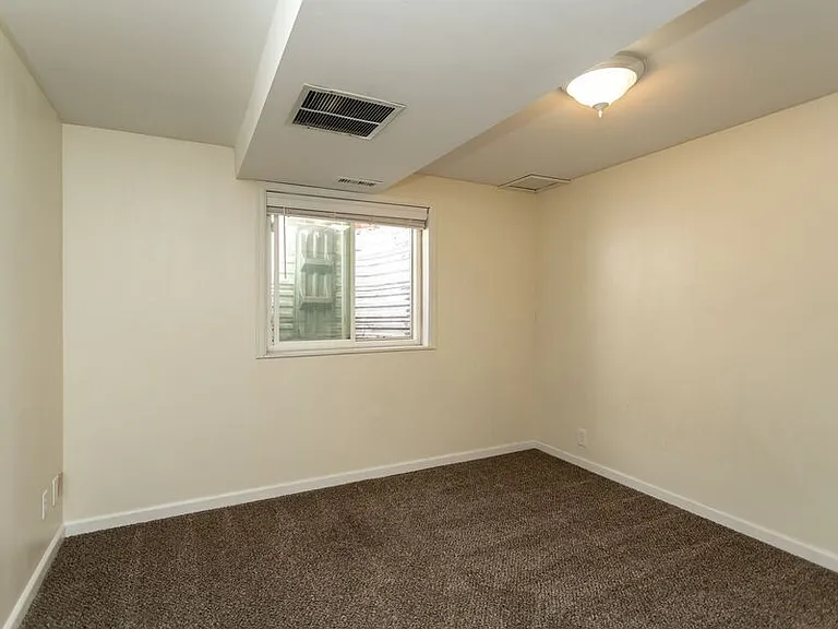 8175 Candleflower Cir — Photo 11