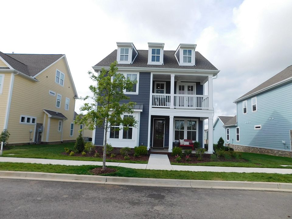 1st image of 2004 Rockhurst Dr