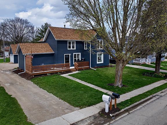 2nd image of 214 E Coates Ave