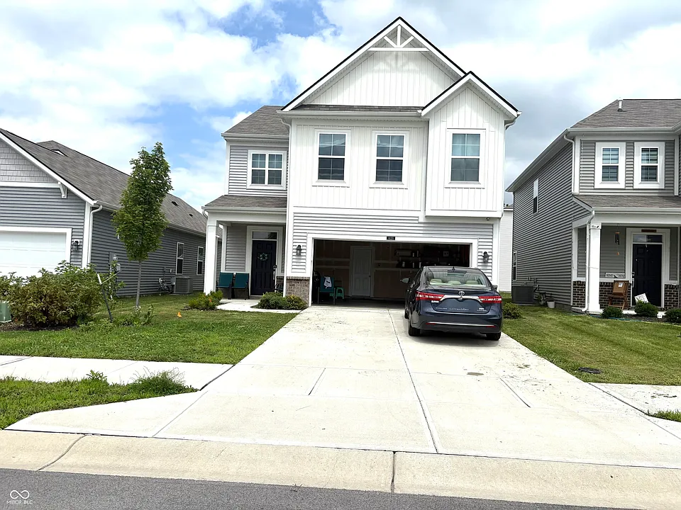6120 Medina Spirit Dr