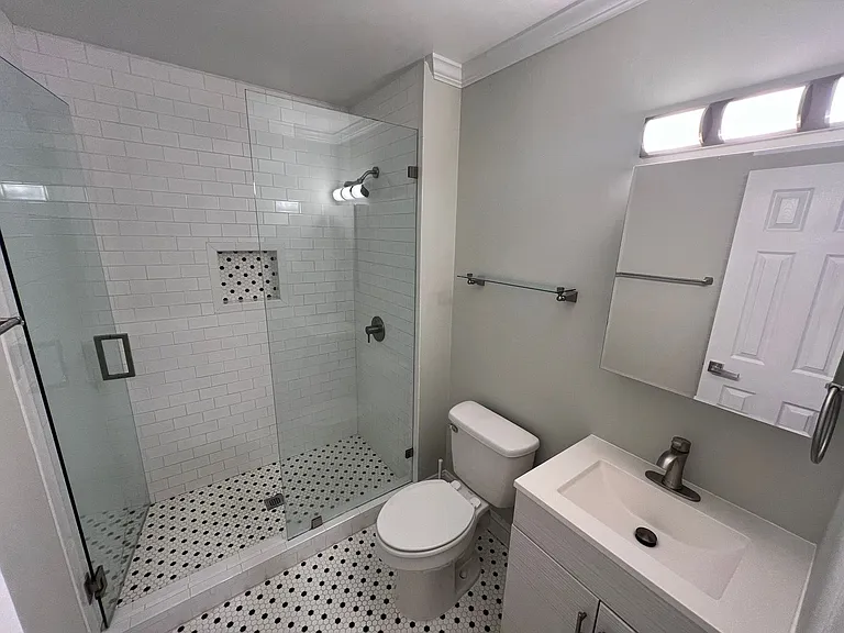 104 Secrest Ave — Photo 6
