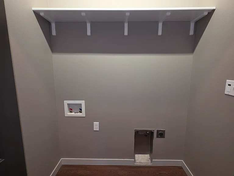 185 SW Silverstar Ln — Photo 4