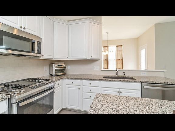 2nd image of 4314 Beech Dr #4314