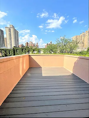 Rented by Silver Line Realty Group NY LLC | media 9