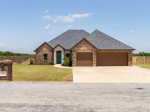 5493 NE Elk Point Rd, Elgin, OK 73538