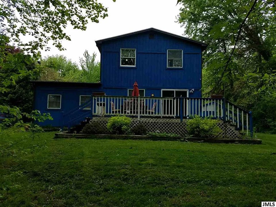 1st image of 110 Carefree Dr