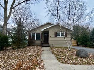 25 Peck Ave, Glens Falls, NY 12801