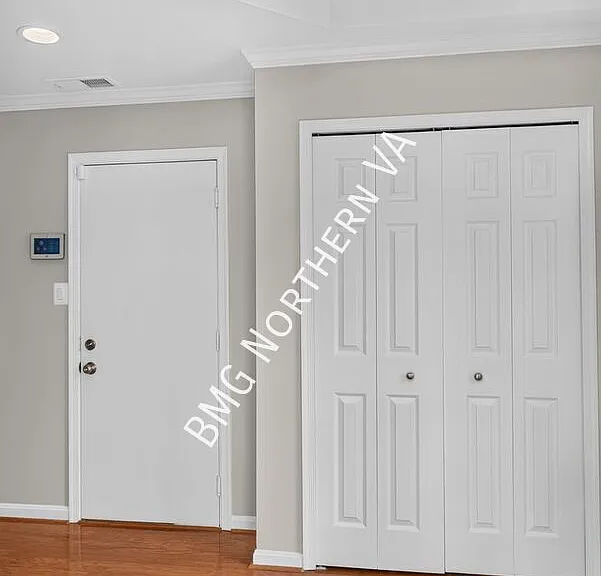 6001 Keble Dr — Photo 17