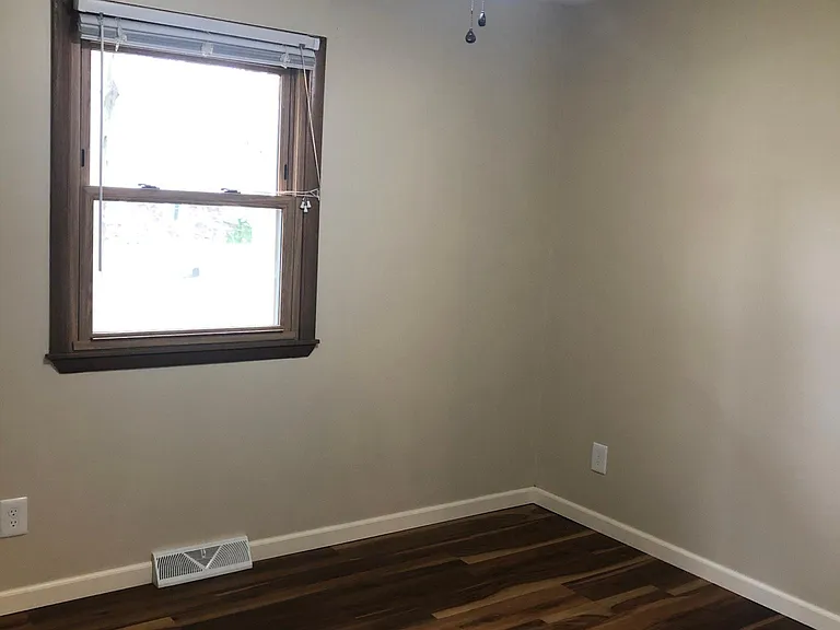 2799 W Buena Vista St — Photo 16