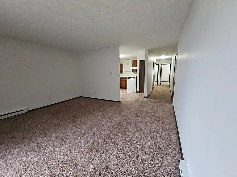 330 29th Street Dr SE — Photo 5
